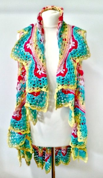 crochet rainbow wrap