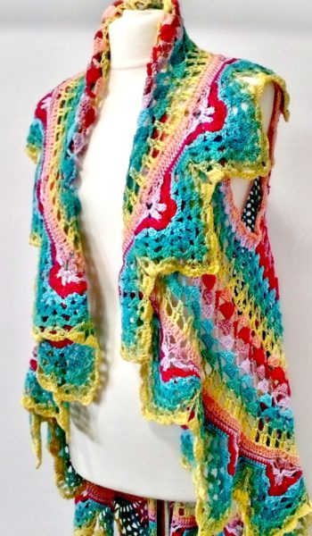 crochet rainbow wrap
