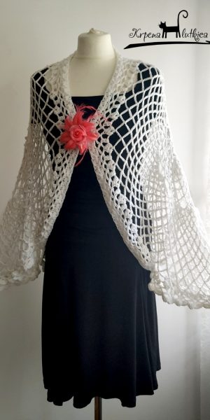 crochet mesh wrap ladybug in spider web
