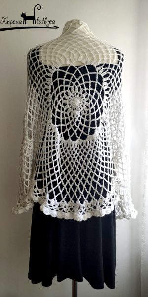 crochet mesh wrap ladybug in spider web