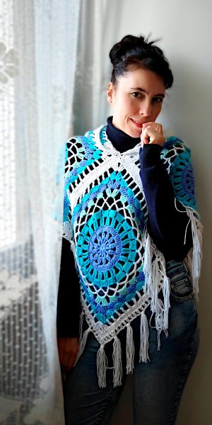 Poncho Mexicana crochet patchwork poncho with a hood pdf pattern