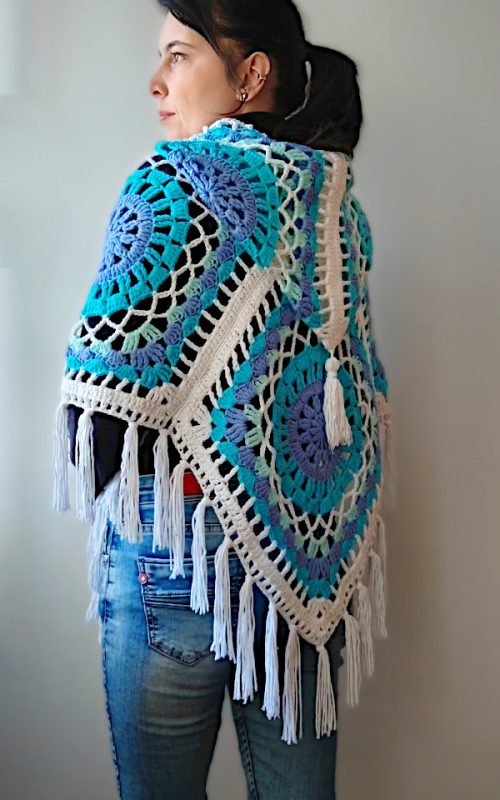 Poncho Mexicana crochet patchwork poncho with a hood pdf pattern